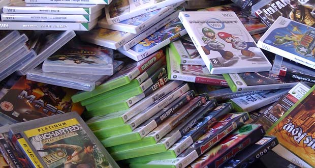 Pile-of-video-games