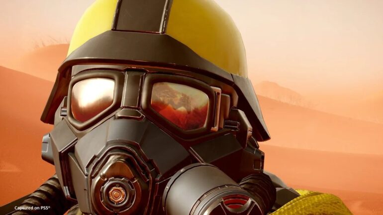 מבטח על הפנים מקרוב של חייל דמות במשחק היריות Helldivers 2